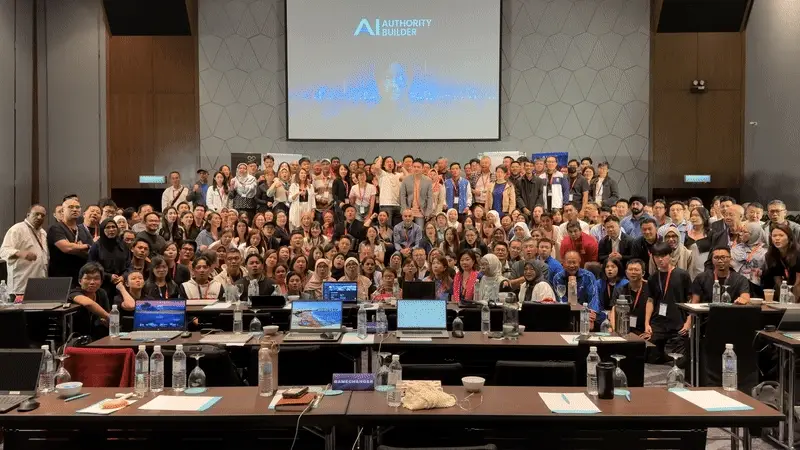 The full room at the previous Online Recruitment Machine event
